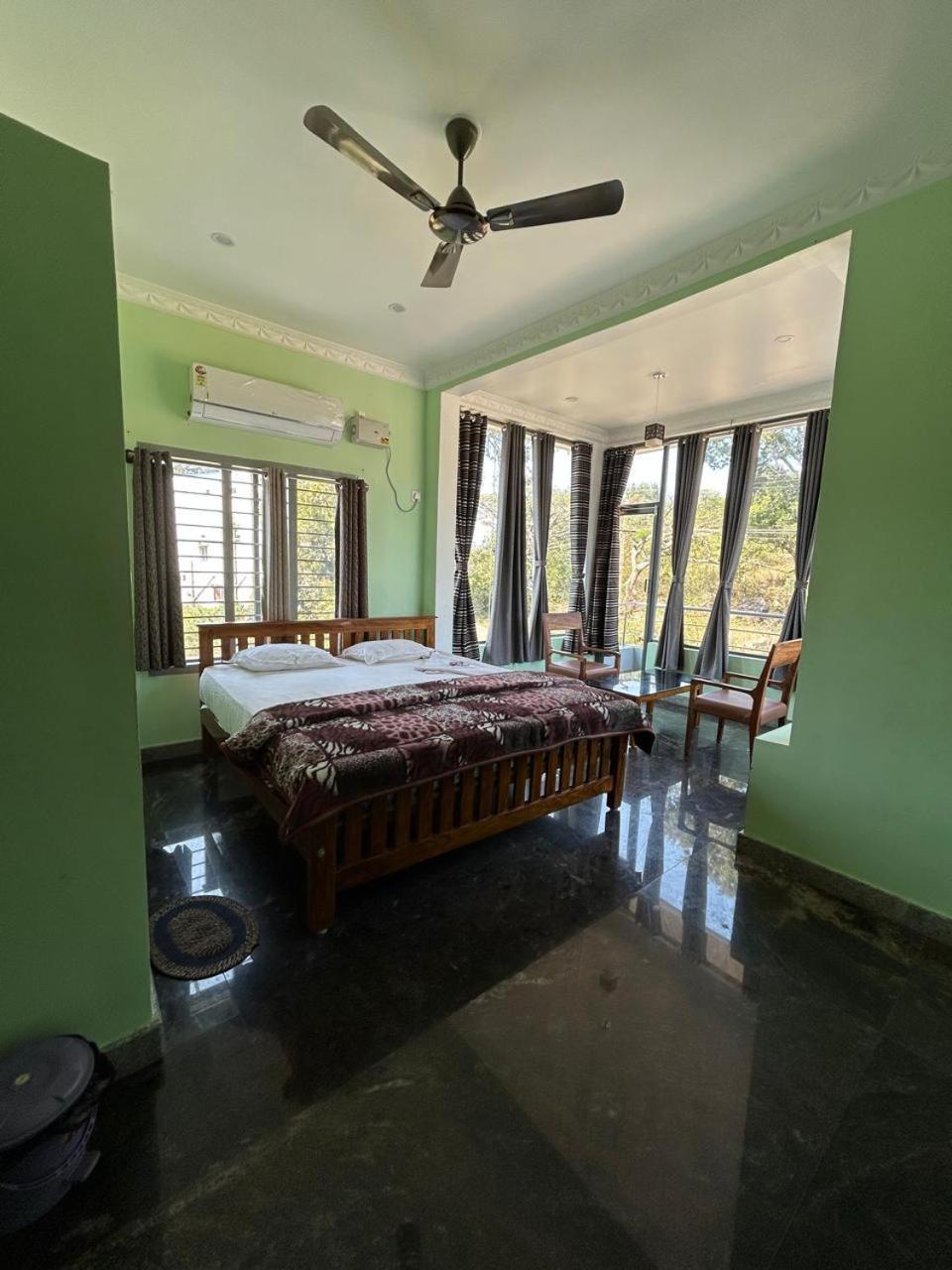 Yelagiri Goldhill Resort Exterior foto