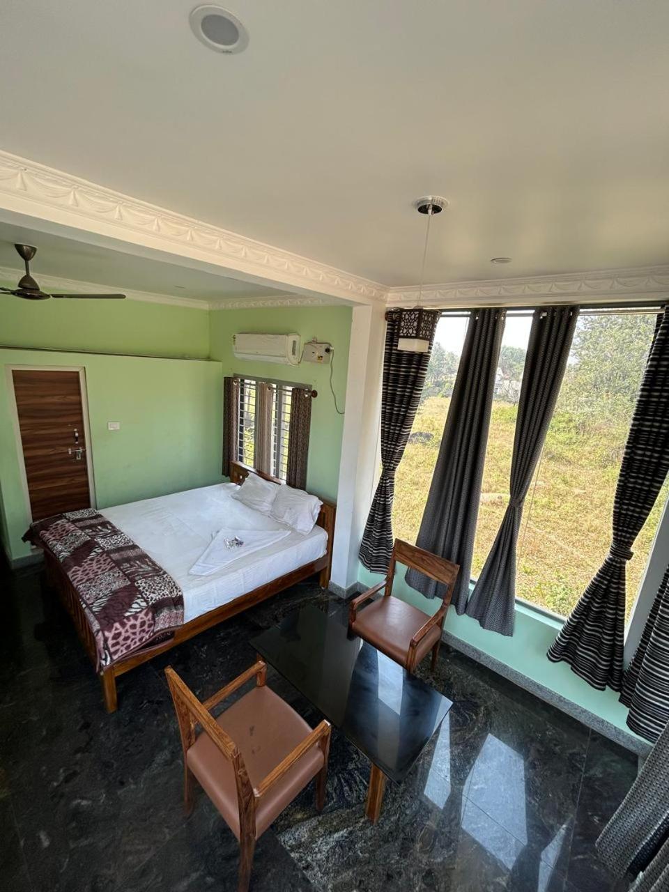 Yelagiri Goldhill Resort Exterior foto